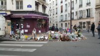 Paris Cafe Resize.jpg Paris Cafe Resize.jpg